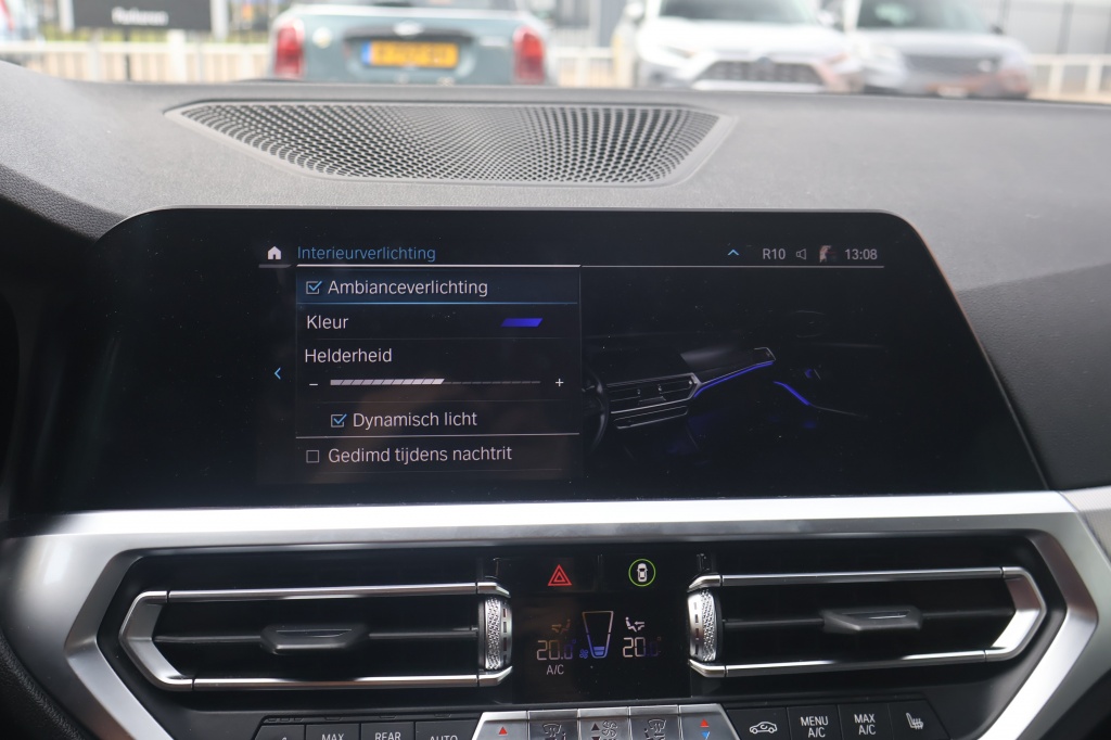 BMW 3 Serie BMW 3-Serie Touring (G21) 330e 292pk Aut | Harman/Kardon | Cruise | Carplay | Keyless | Stoelverwarming