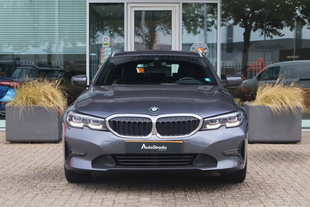 BMW 3 Serie BMW 3-Serie Touring (G21) 330e 292pk Aut | Harman/Kardon | Cruise | Carplay | Keyless | Stoelverwarming