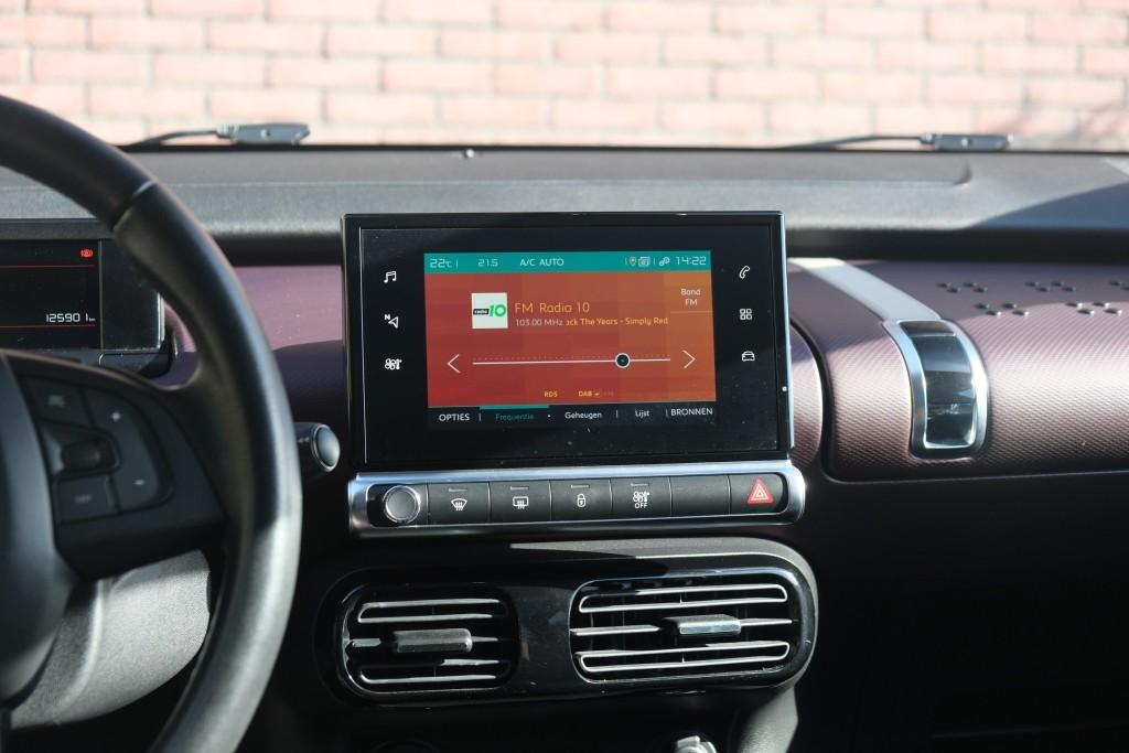 Citroën C4 Cactus Citroen C4 Cactus 1.2 PureTech 130pk Shine – Panoramadak – Achteruitrijcamera – Apple CarPlay –  Navigatiesysteem – Keyless entry – Parkeersensoren – Automatische airconditioning – Cruise control