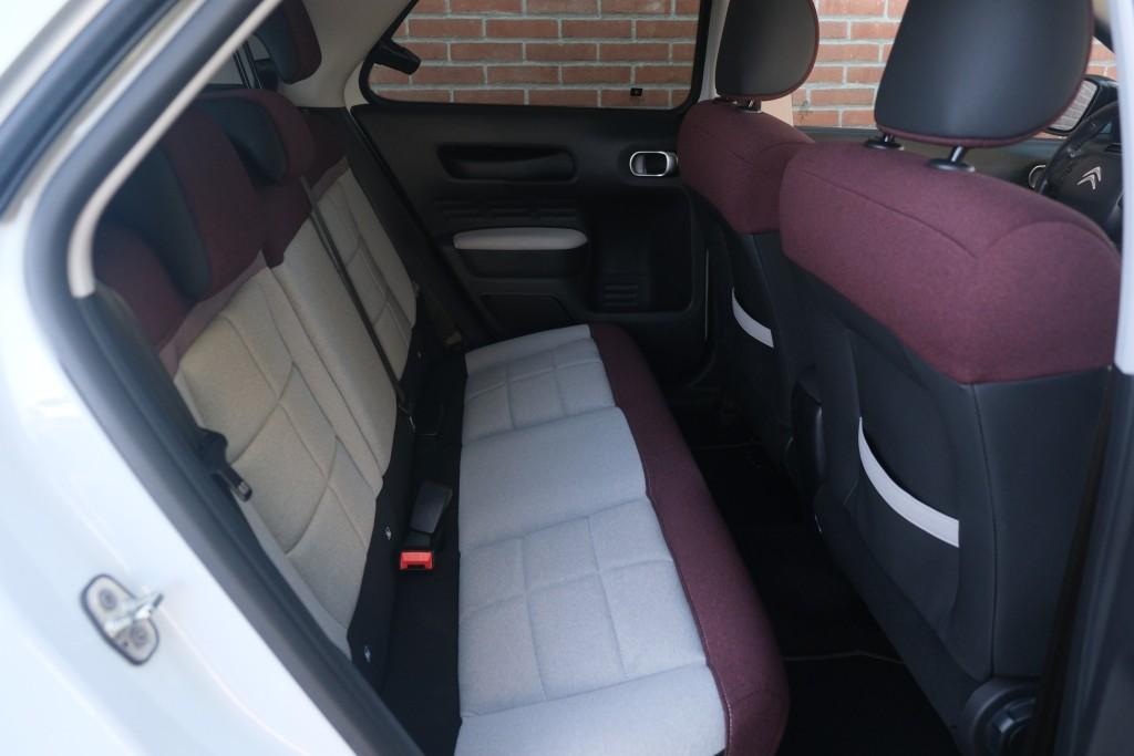 Citroën C4 Cactus Citroen C4 Cactus 1.2 PureTech 130pk Shine – Panoramadak – Achteruitrijcamera – Apple CarPlay –  Navigatiesysteem – Keyless entry – Parkeersensoren – Automatische airconditioning – Cruise control