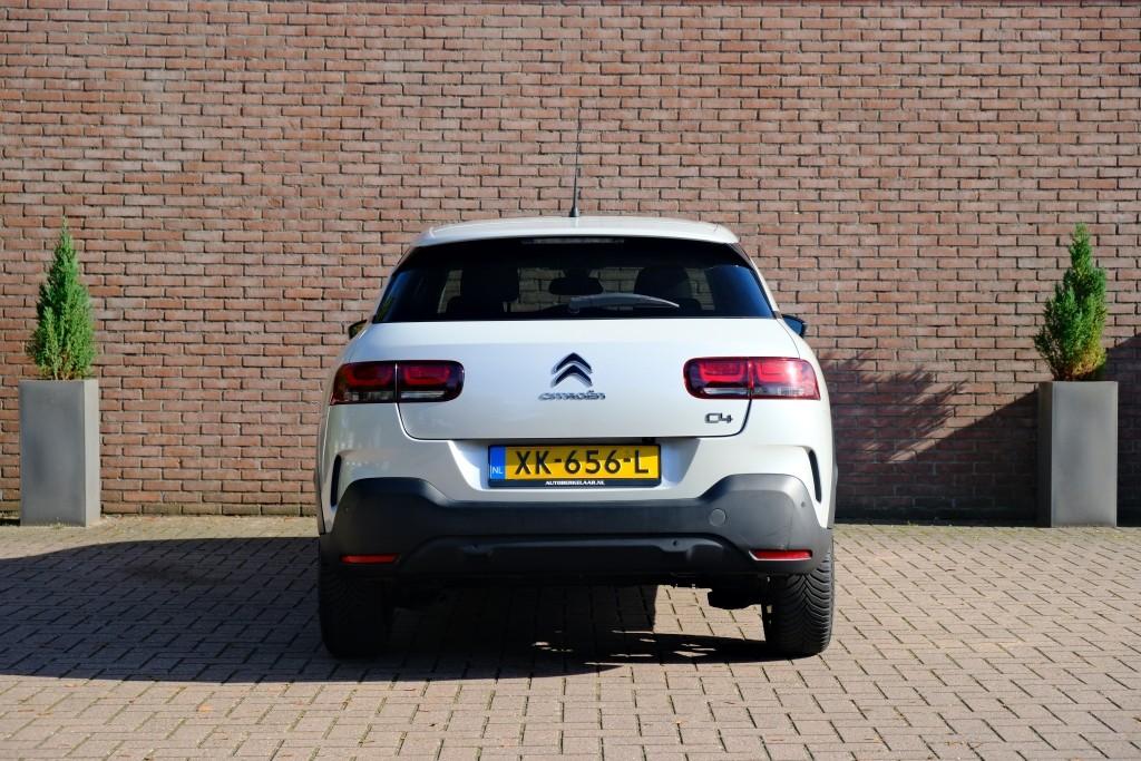 Citroën C4 Cactus Citroen C4 Cactus 1.2 PureTech 130pk Shine – Panoramadak – Achteruitrijcamera – Apple CarPlay –  Navigatiesysteem – Keyless entry – Parkeersensoren – Automatische airconditioning – Cruise control
