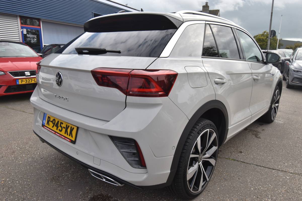 Volkswagen T-Roc Volkswagen T-Roc 1.5 TSI R-Line Business+ , FACELIFT  !! , EL PANODAK  , LMV19 ,  A UITRIJ CAM  ,  VIRTUAL COCKPIT , NAVI , CLIMATR ,