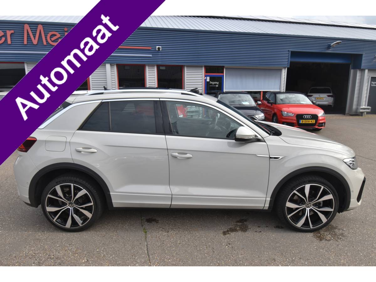 Volkswagen T-Roc Volkswagen T-Roc 1.5 TSI R-Line Business+ , FACELIFT  !! , EL PANODAK  , LMV19 ,  A UITRIJ CAM  ,  VIRTUAL COCKPIT , NAVI , CLIMATR ,
