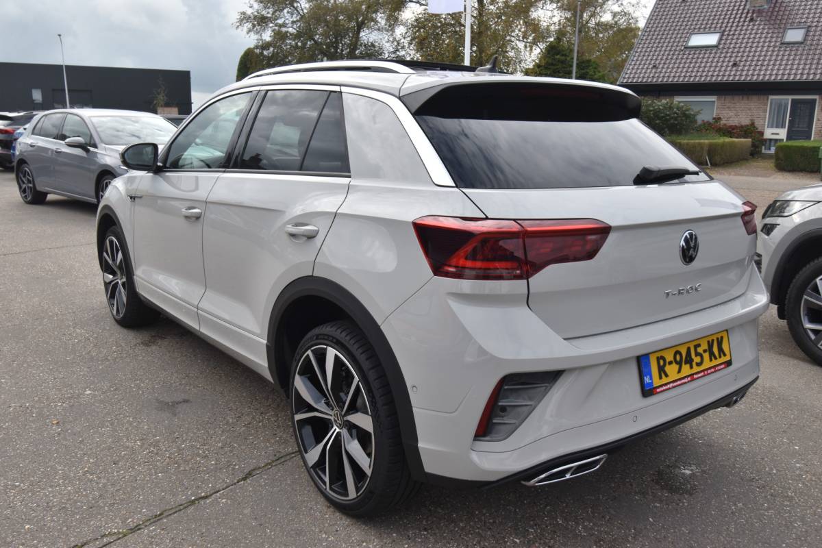 Volkswagen T-Roc Volkswagen T-Roc 1.5 TSI R-Line Business+ , FACELIFT  !! , EL PANODAK  , LMV19 ,  A UITRIJ CAM  ,  VIRTUAL COCKPIT , NAVI , CLIMATR ,