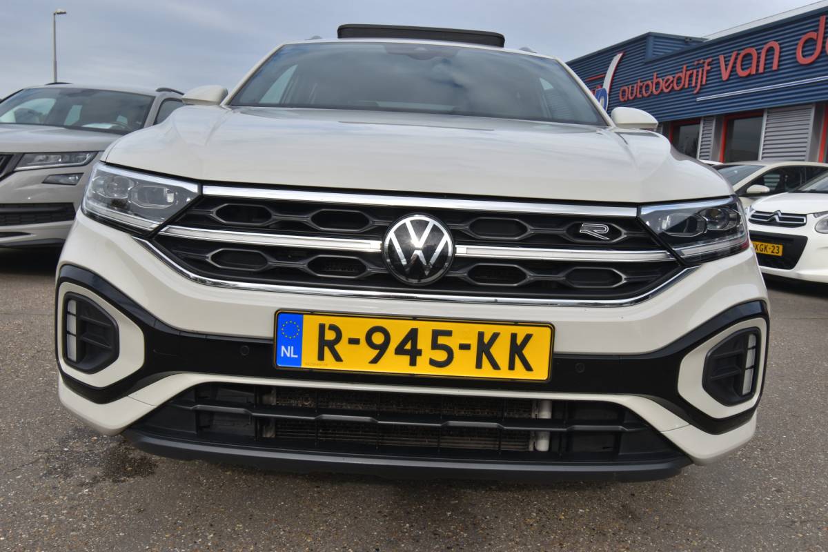 Volkswagen T-Roc Volkswagen T-Roc 1.5 TSI R-Line Business+ , FACELIFT  !! , EL PANODAK  , LMV19 ,  A UITRIJ CAM  ,  VIRTUAL COCKPIT , NAVI , CLIMATR ,