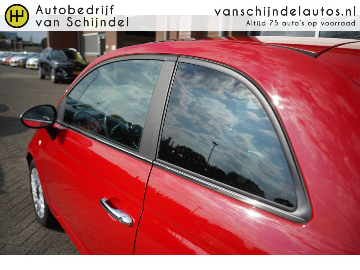 Fiat 500 Fiat 500 1.0 HYBRID DOLCEVITA SEPT 2021 ORIGINEEL NEDERLANDS PANORAMADAK LEDER ECC AIRCO CRUISECONTROL PARKEERSENSOREN BLUETOOTH 15INCH LMV ELECTR.RAMEN/SPIEGELS