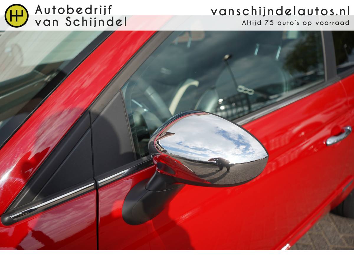 Fiat 500 Fiat 500 1.0 HYBRID DOLCEVITA SEPT 2021 ORIGINEEL NEDERLANDS PANORAMADAK LEDER ECC AIRCO CRUISECONTROL PARKEERSENSOREN BLUETOOTH 15INCH LMV ELECTR.RAMEN/SPIEGELS