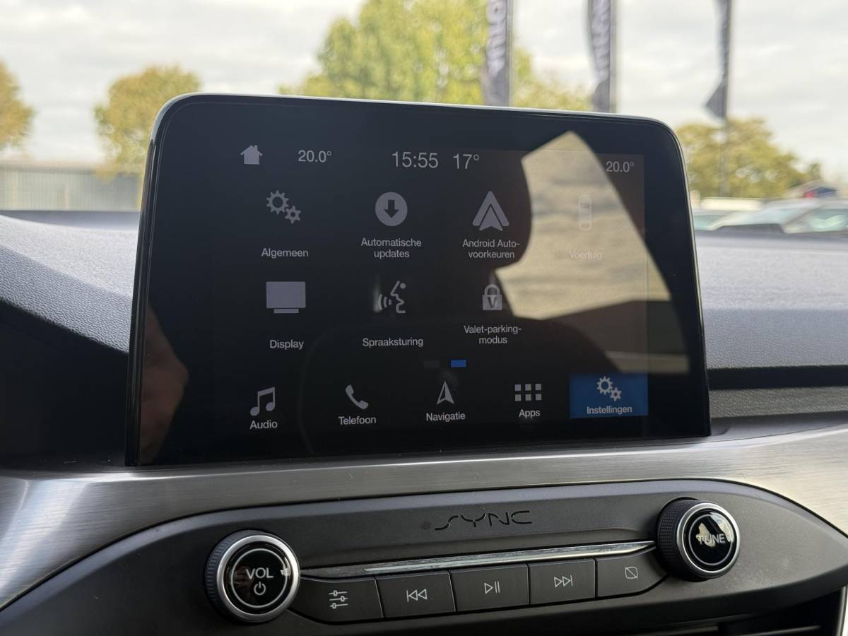 Ford Focus Ford Focus Wagon 1.0 EcoBoost Titanium Business 2e Eigenaar|Navi|Camera|Clima|Cruise|Stoelverwarming|Carplay|APK tot 06-2027