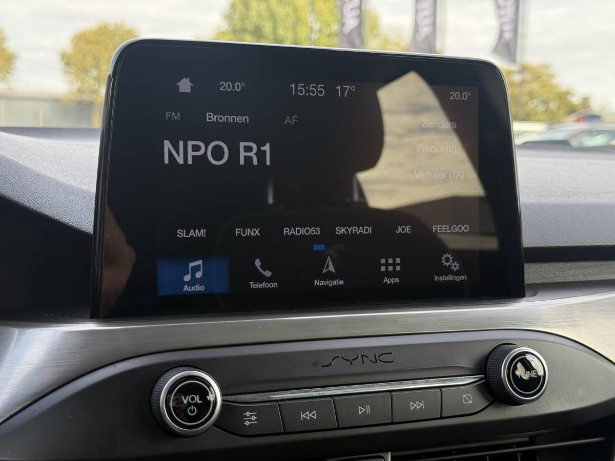 Ford Focus Ford Focus Wagon 1.0 EcoBoost Titanium Business 2e Eigenaar|Navi|Camera|Clima|Cruise|Stoelverwarming|Carplay|APK tot 06-2027