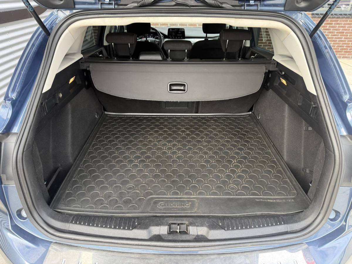 Ford Focus Ford Focus Wagon 1.0 EcoBoost Titanium Business 2e Eigenaar|Navi|Camera|Clima|Cruise|Stoelverwarming|Carplay|APK tot 06-2027