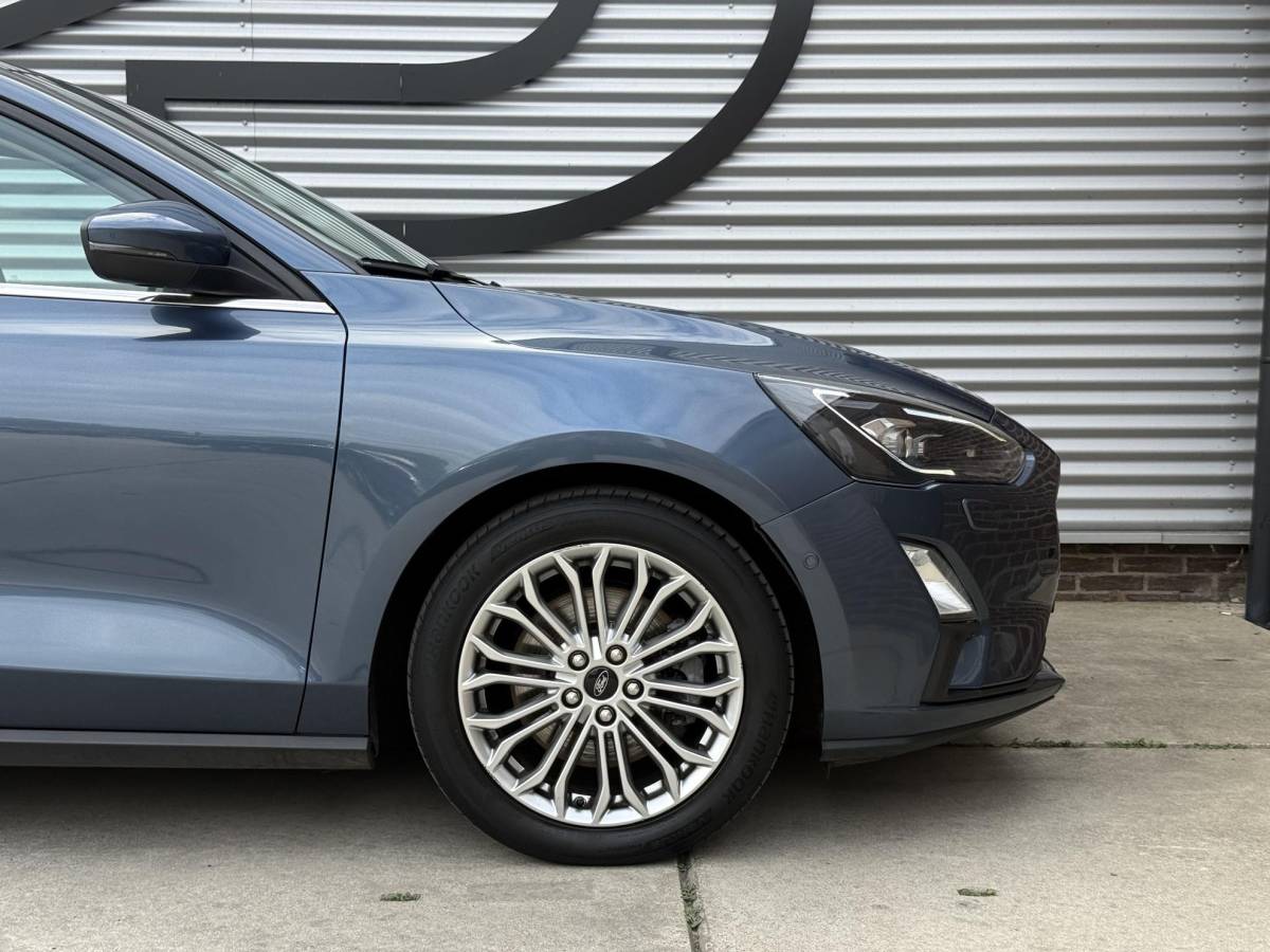 Ford Focus Ford Focus Wagon 1.0 EcoBoost Titanium Business 2e Eigenaar|Navi|Camera|Clima|Cruise|Stoelverwarming|Carplay|APK tot 06-2027