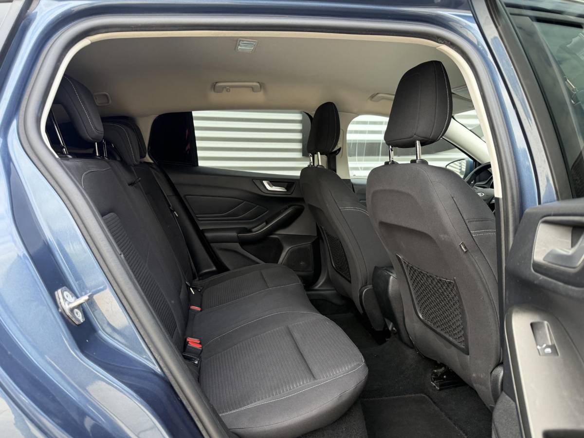 Ford Focus Ford Focus Wagon 1.0 EcoBoost Titanium Business 2e Eigenaar|Navi|Camera|Clima|Cruise|Stoelverwarming|Carplay|APK tot 06-2027