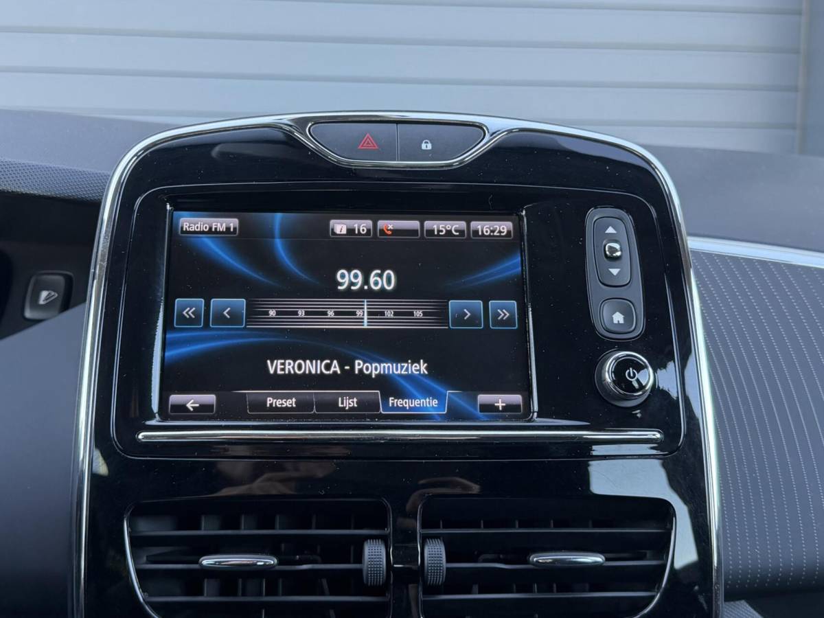Renault ZOE Renault Zoe R110 Limited 41 kWh 🔋 | Koop Accu | LAGE KM | Camera | Carplay | BOSE | 5 Deurs |