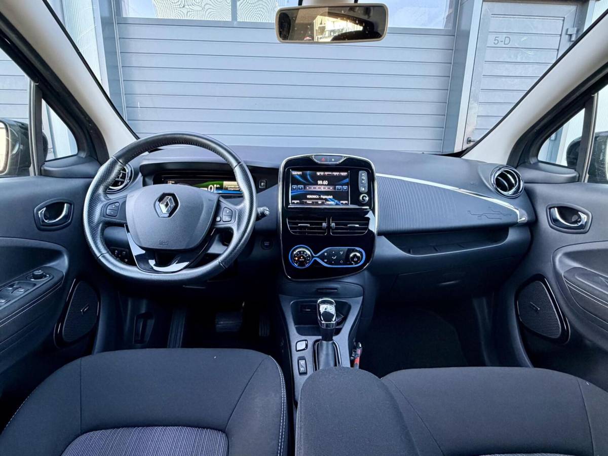 Renault ZOE Renault Zoe R110 Limited 41 kWh 🔋 | Koop Accu | LAGE KM | Camera | Carplay | BOSE | 5 Deurs |
