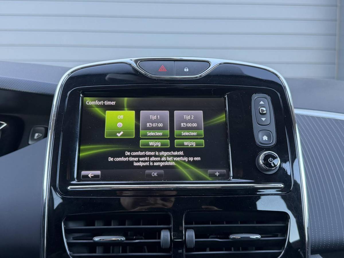 Renault ZOE Renault Zoe R110 Limited 41 kWh 🔋 | Koop Accu | LAGE KM | Camera | Carplay | BOSE | 5 Deurs |