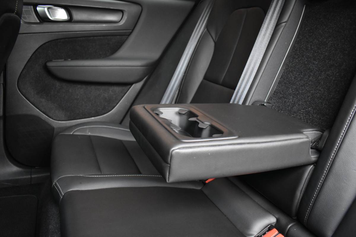 Volvo XC40 Volvo XC40 T4 190PK Automaat Inscription | 19” | All-Season | Trekhaak |