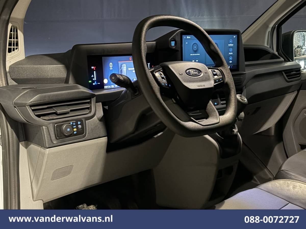 Ford Transit Custom Ford Transit Custom 2.0 TDCI 136pk L2H1 Euro6 Airco | Camera | LED | Apple Carplay | Cruisecontrol Android Auto, Verwarmde Voorruit, Parkeersensoren, Bijrijdersbank, 2740kg trekvermogen