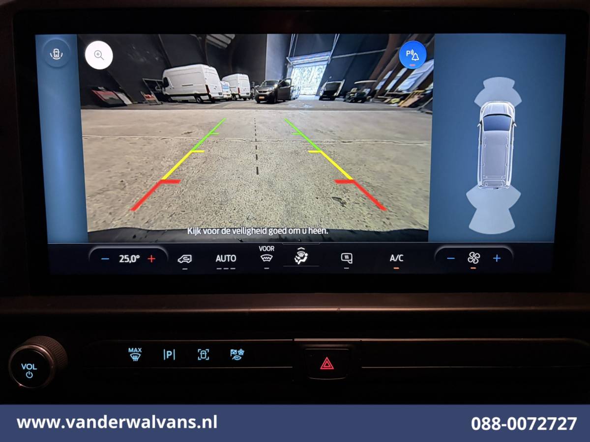 Ford Transit Custom Ford Transit Custom 2.0 TDCI 136pk L2H1 Euro6 Airco | Camera | LED | Apple Carplay | Cruisecontrol Android Auto, Verwarmde Voorruit, Parkeersensoren, Bijrijdersbank, 2740kg trekvermogen