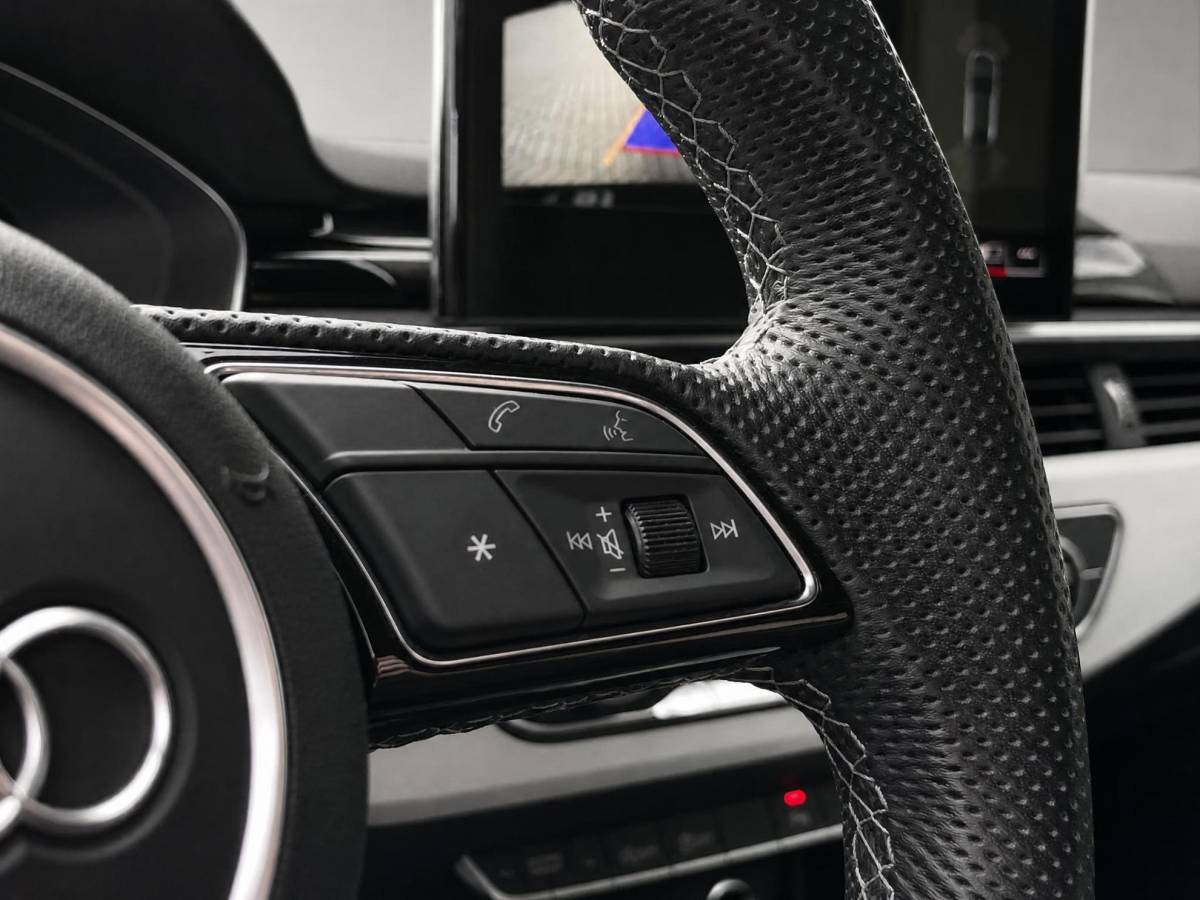Audi A5 Audi A5 Coupé 40 TFSI quattro 204pk S edition · Camera · Matrix LED · Elek. Voorstoelen + Massage · Optiekpakket Zwart · Apple/Android Car Play · Sfeerverlichting ·