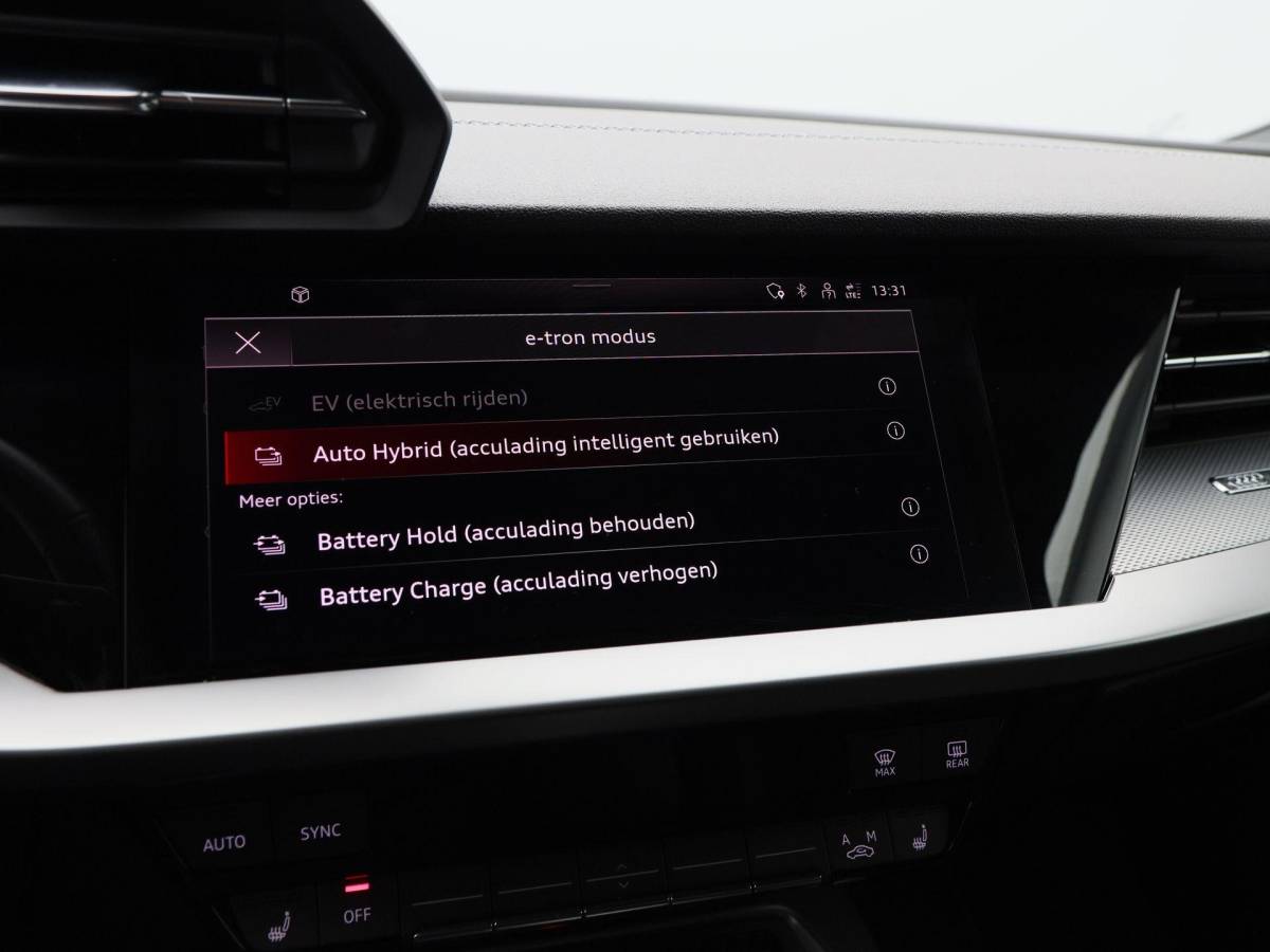 Audi A3 Audi A3 Sportback 45 TFSi e 245 Pk S line Competition | Stoelverwarming | Camera | Virtual Cockpit | CarPlay | Matrix LED | 18 Inch | 55.125 Km !!