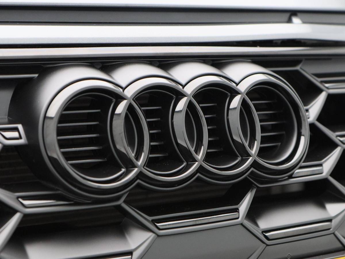 Audi A3 Audi A3 Sportback 45 TFSi e 245 Pk S line Competition | Stoelverwarming | Camera | Virtual Cockpit | CarPlay | Matrix LED | 18 Inch | 55.125 Km !!