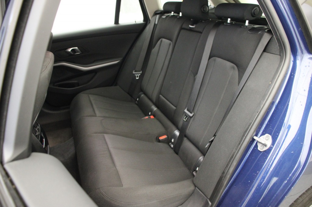 BMW 3 Serie Bmw 3-serie Touring 320e – Digitaal Cockpit, Carplay, Cruise, Trekhaak