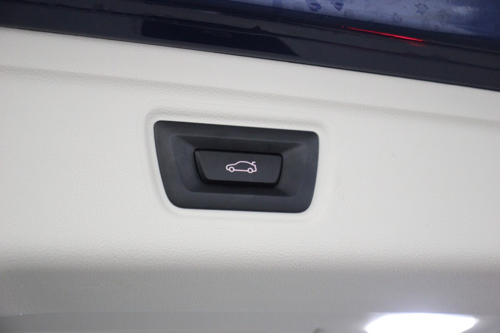 BMW 3 Serie Bmw 3-serie Touring 320e – Digitaal Cockpit, Carplay, Cruise, Trekhaak