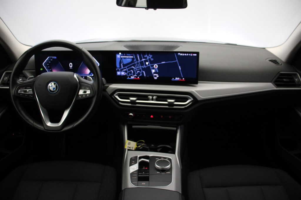 BMW 3 Serie Bmw 3-serie Touring 320e – Digitaal Cockpit, Carplay, Cruise, Trekhaak