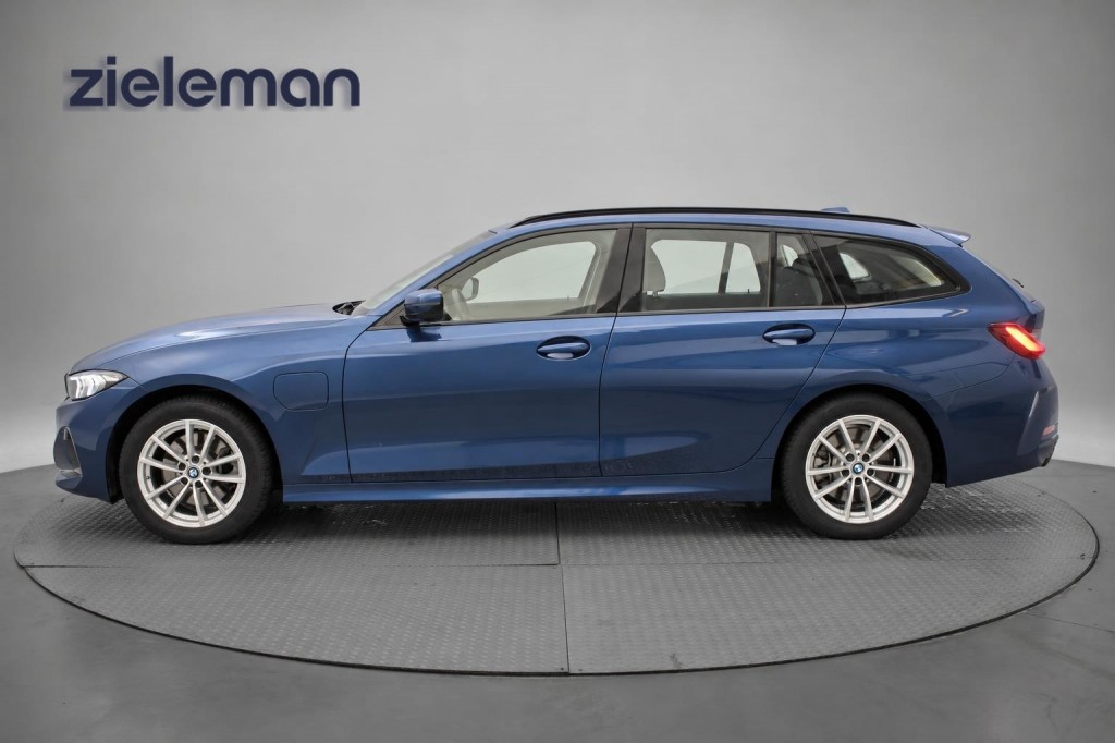 BMW 3 Serie Bmw 3-serie Touring 320e – Digitaal Cockpit, Carplay, Cruise, Trekhaak
