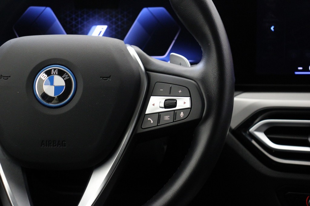 BMW 3 Serie Bmw 3-serie Touring 320e – Digitaal Cockpit, Carplay, Cruise, Trekhaak