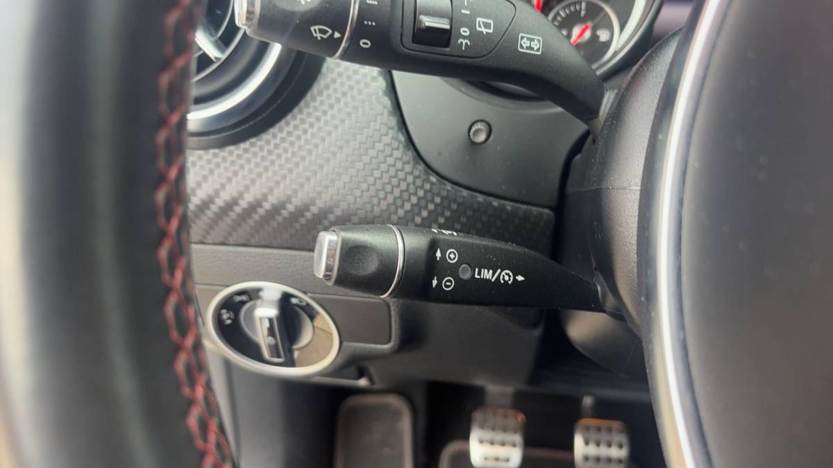 Mercedes-Benz A-Klasse Mercedes-Benz A-klasse 160 AMG Night Edition TREKHAAK / FULL LED / PARKEERSENSOREN / NAVI / AIRCO / PDC / BLUETOOTH / CRUISE / NL-AUTO