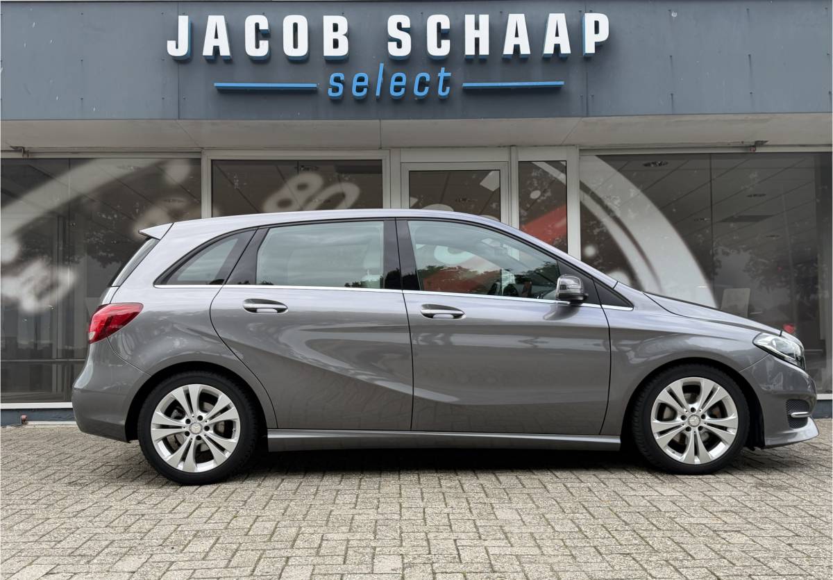 Mercedes-Benz B-Klasse Mercedes-Benz B-klasse 180 Ambition / Automaat / Sensoren V+A / Stoelverwarming /