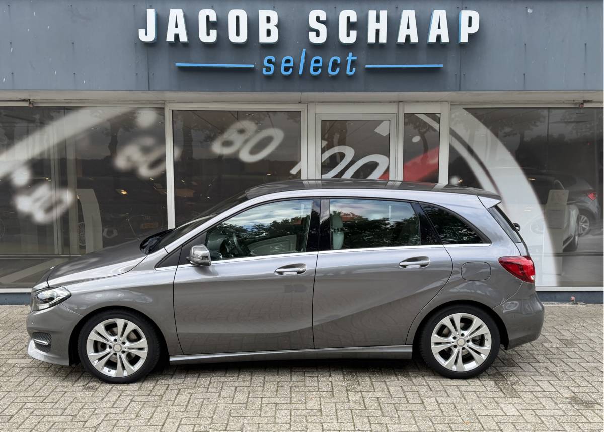Mercedes-Benz B-Klasse Mercedes-Benz B-klasse 180 Ambition / Automaat / Sensoren V+A / Stoelverwarming /