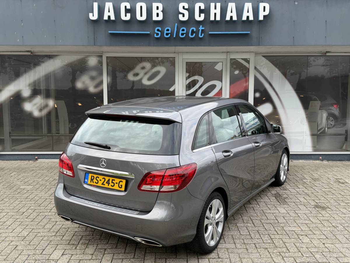 Mercedes-Benz B-Klasse Mercedes-Benz B-klasse 180 Ambition / Automaat / Sensoren V+A / Stoelverwarming /