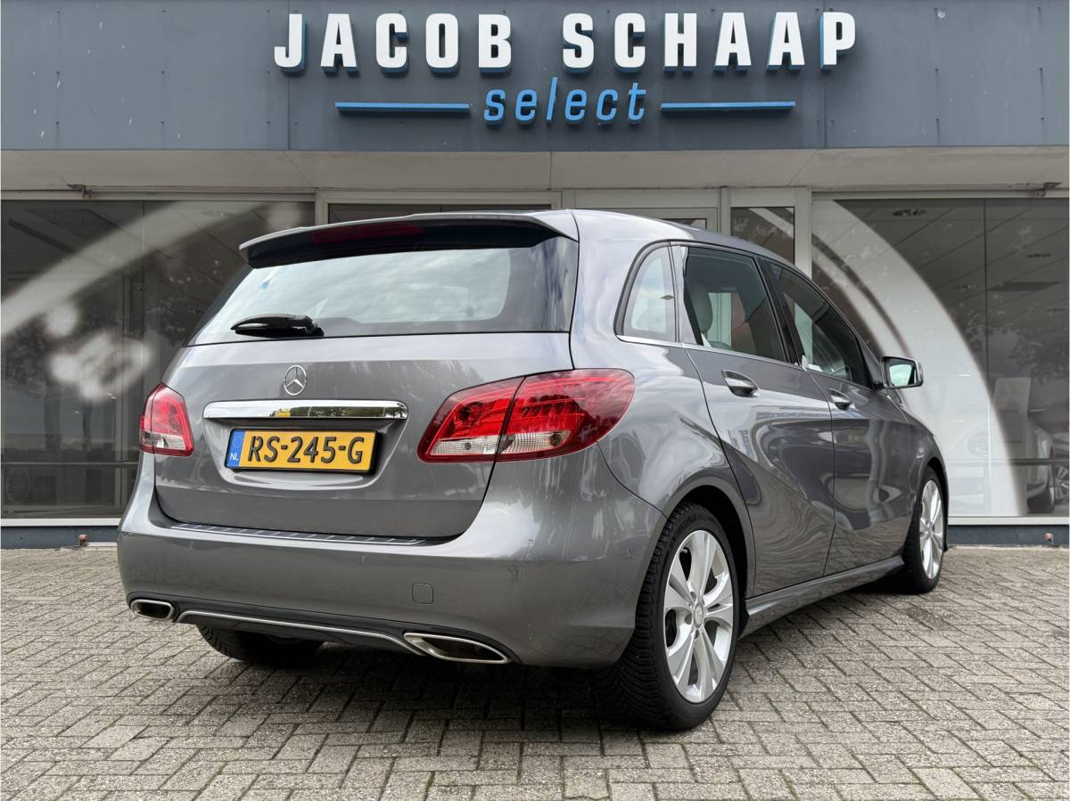 Mercedes-Benz B-Klasse Mercedes-Benz B-klasse 180 Ambition / Automaat / Sensoren V+A / Stoelverwarming /