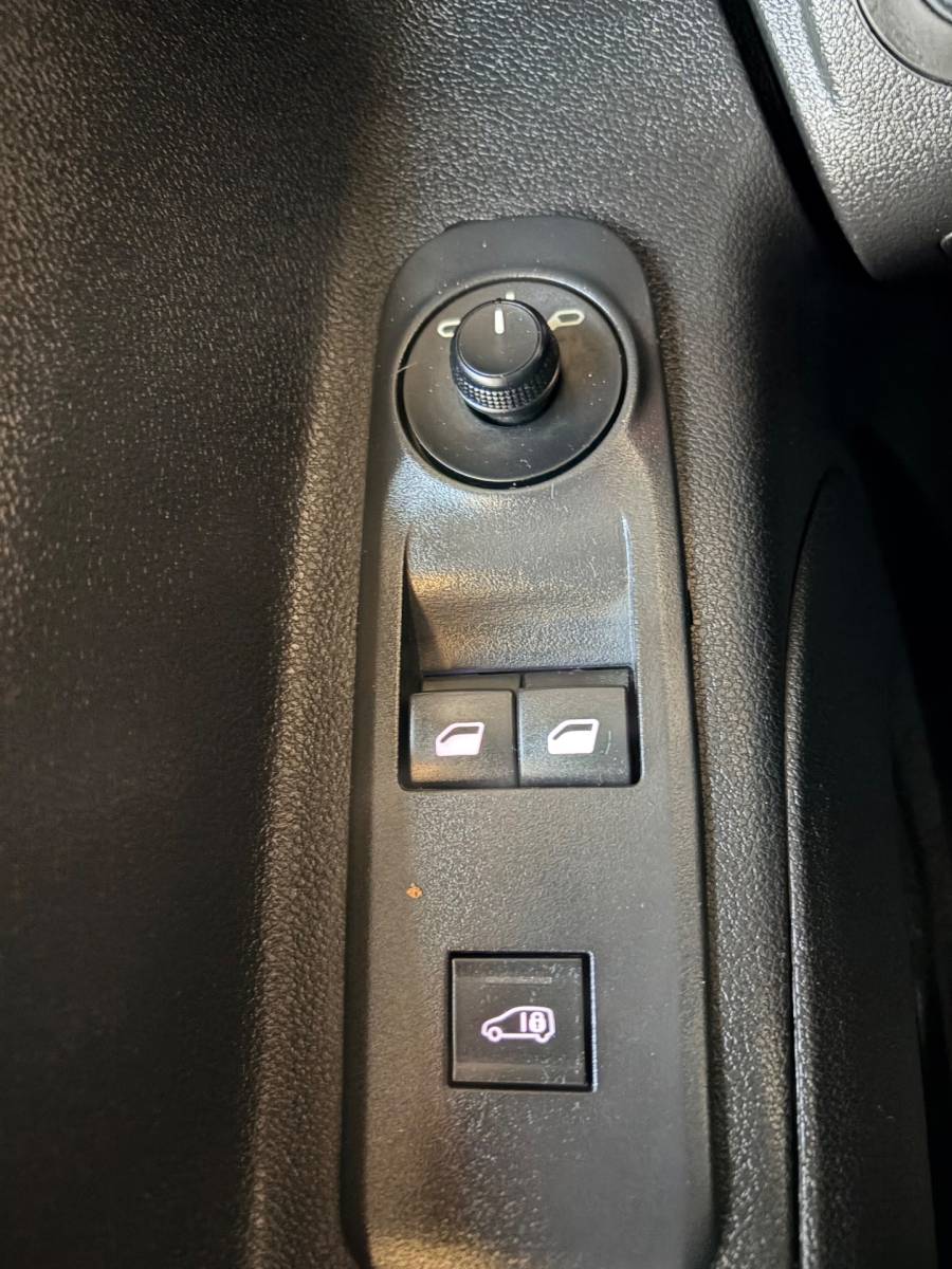 Opel Combo Opel Combo 1.5D 102pk euro6 L1H1 Edition, Kasten, Trekhaak, Airco, Navigatie, CruiseControl, RIJKLAARPRIJS!