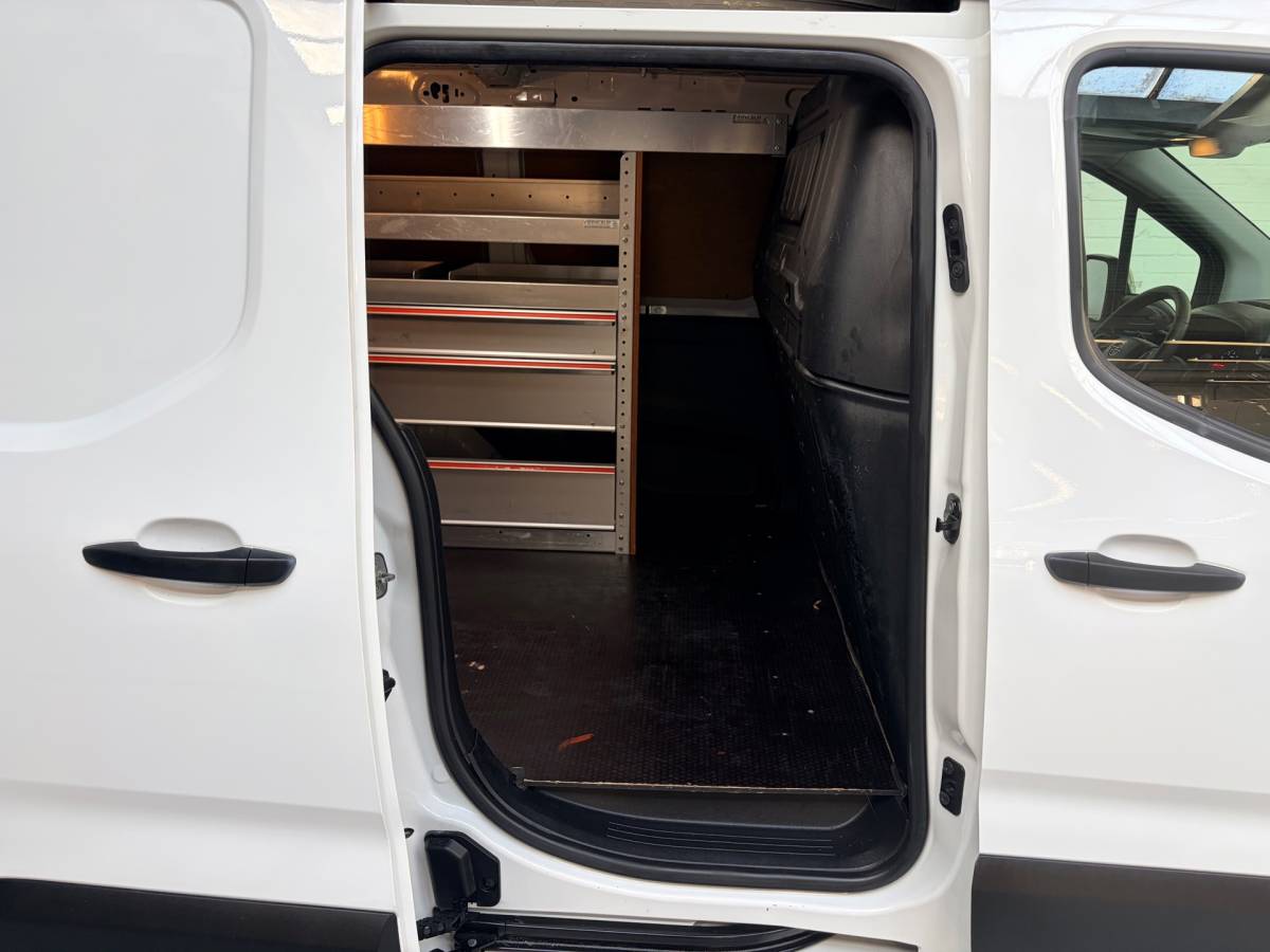 Opel Combo Opel Combo 1.5D 102pk euro6 L1H1 Edition, Kasten, Trekhaak, Airco, Navigatie, CruiseControl, RIJKLAARPRIJS!