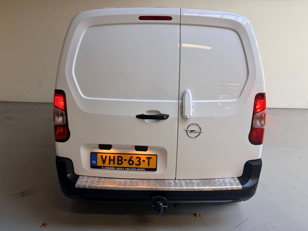 Opel Combo Opel Combo 1.5D 102pk euro6 L1H1 Edition, Kasten, Trekhaak, Airco, Navigatie, CruiseControl, RIJKLAARPRIJS!