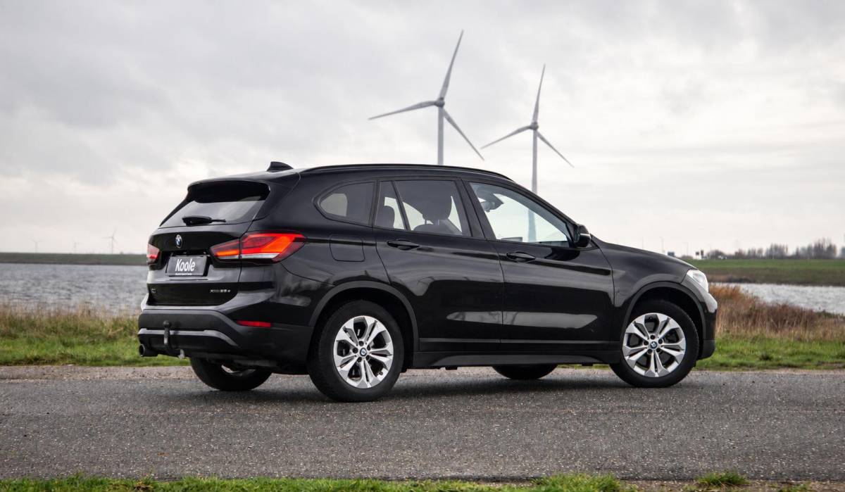 BMW X1 BMW X1 xDrive25e Executive TREKHAAK / CARPLAY / CAMERA / AIRCO / CRUISE CONTROLE / PHEV