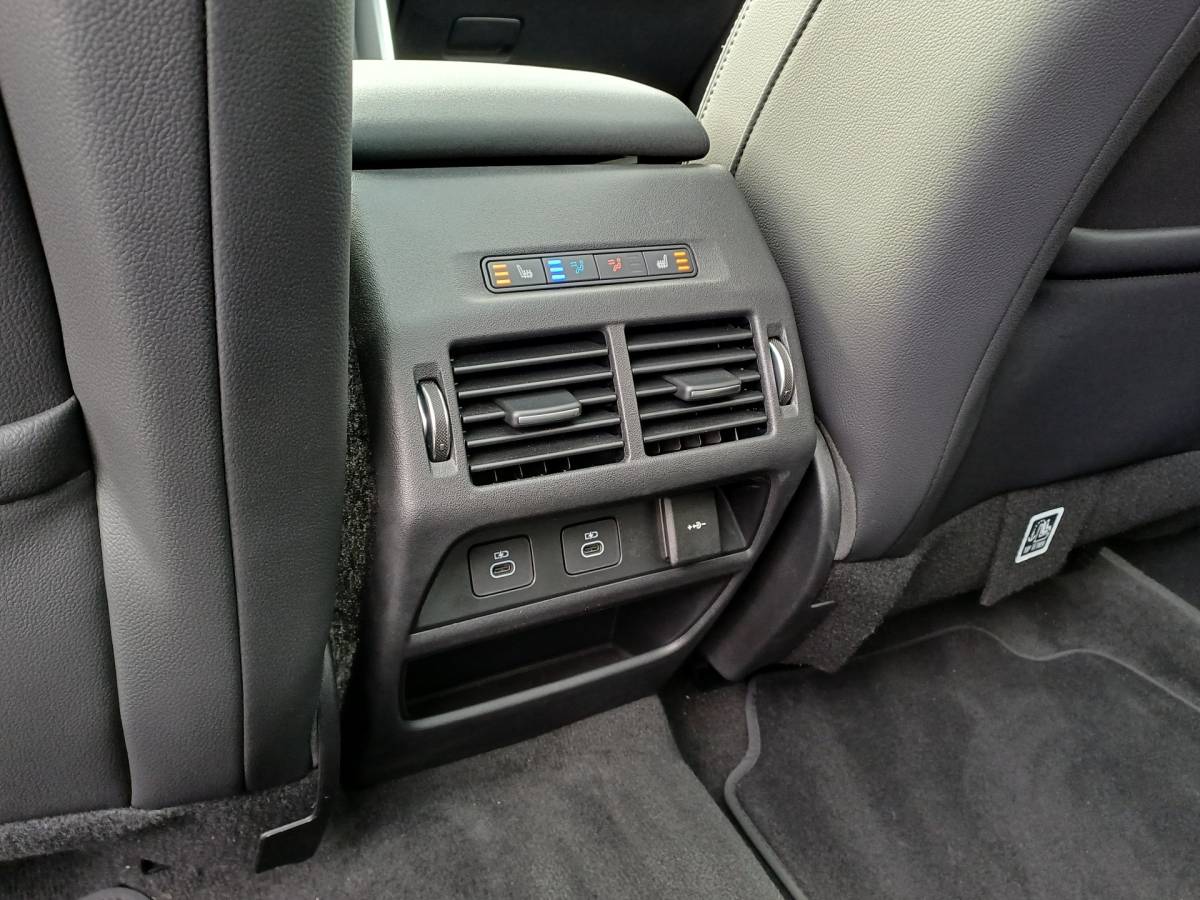 Land Rover Discovery Sport Land Rover Discovery Sport 1.5 P270e PHEV S Edition | DEMO | Adaptive Cruise | Panorama | Elektr. trekhaak tot 1.600kg |