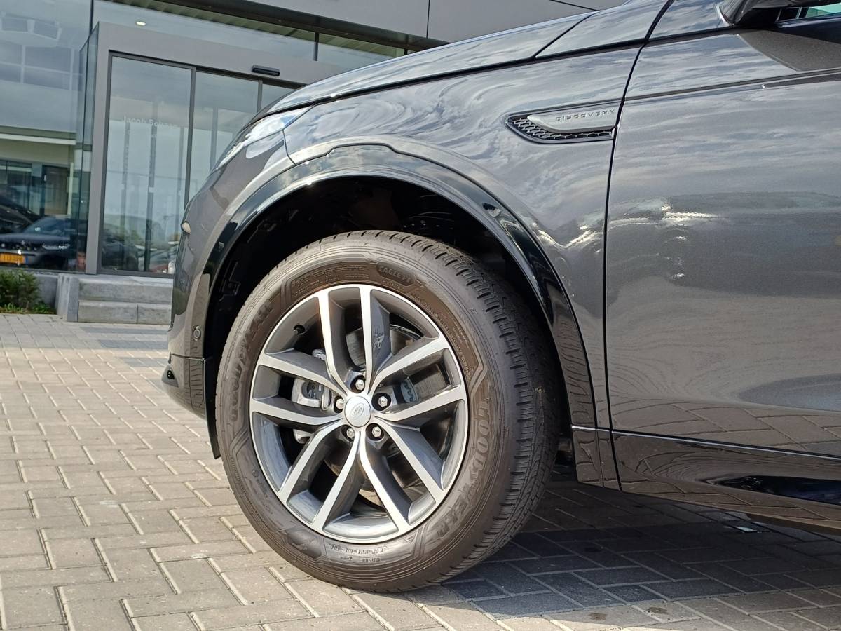 Land Rover Discovery Sport Land Rover Discovery Sport 1.5 P270e PHEV S Edition | DEMO | Adaptive Cruise | Panorama | Elektr. trekhaak tot 1.600kg |