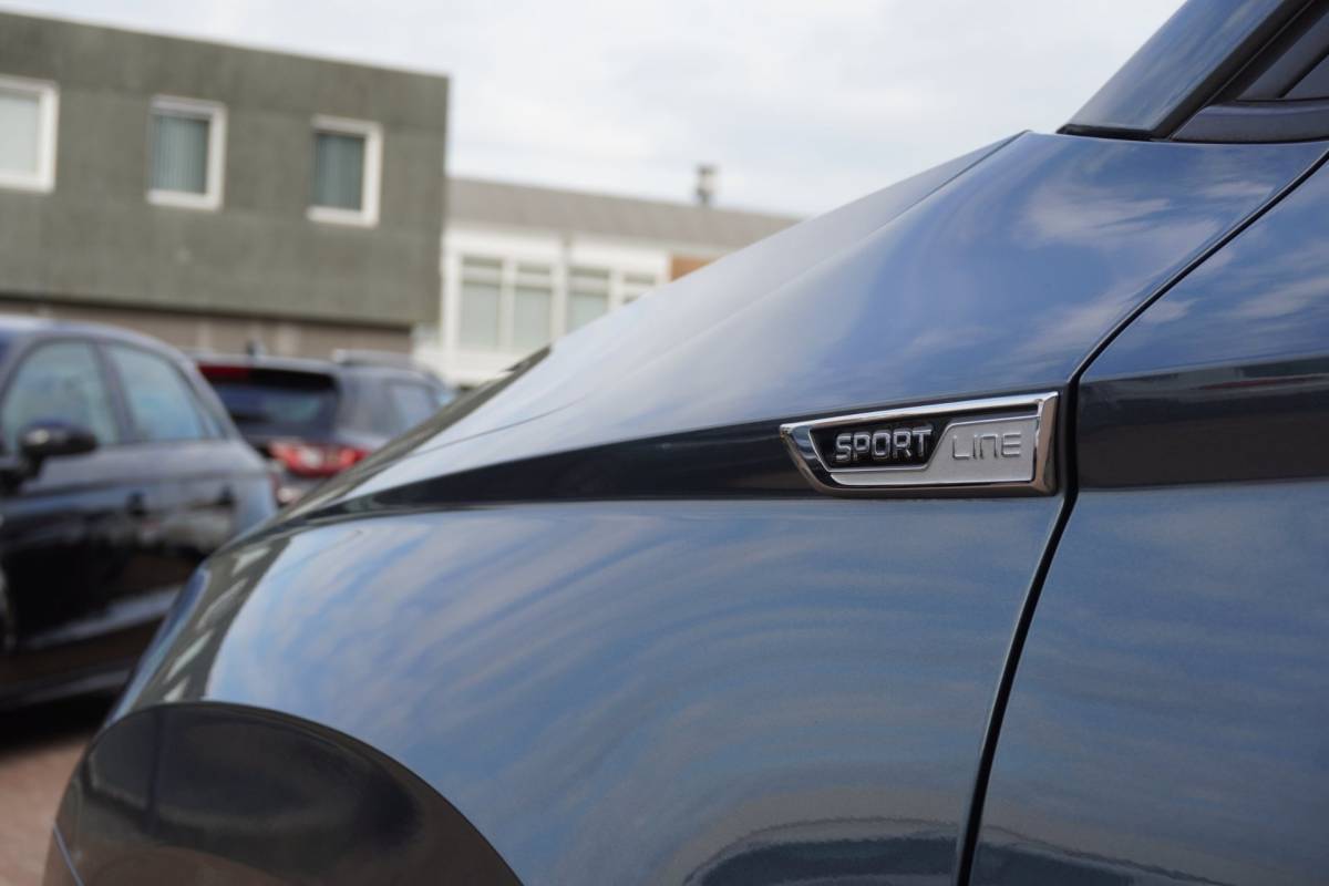 Škoda Karoq Skoda Karoq 1.5 TSI ACT Sportline Business Automaat | Carplay | Elek. pakket | Vol opties | 2022 | Facelift | Inruil mogelijk