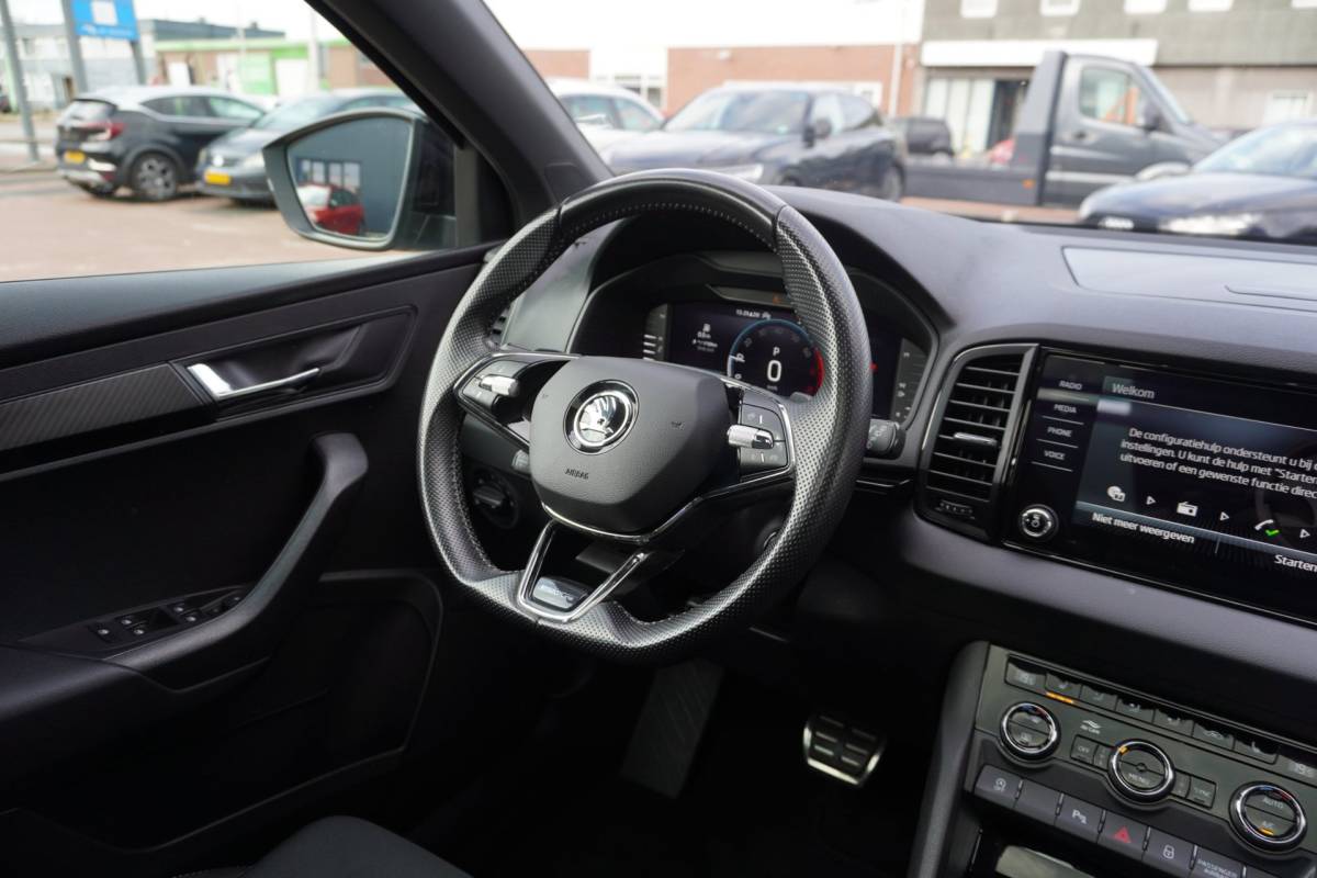 Škoda Karoq Skoda Karoq 1.5 TSI ACT Sportline Business Automaat | Carplay | Elek. pakket | Vol opties | 2022 | Facelift | Inruil mogelijk