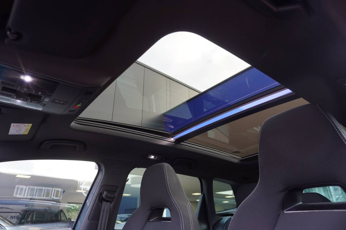 Škoda Karoq Skoda Karoq 1.5 TSI ACT Sportline Business Automaat | Carplay | Elek. pakket | Vol opties | 2022 | Facelift | Inruil mogelijk