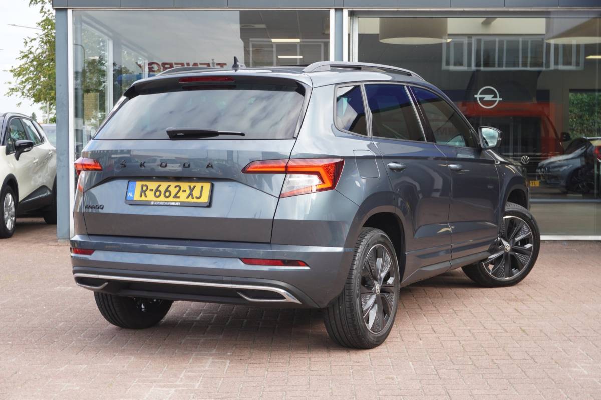 Škoda Karoq Skoda Karoq 1.5 TSI ACT Sportline Business Automaat | Carplay | Elek. pakket | Vol opties | 2022 | Facelift | Inruil mogelijk