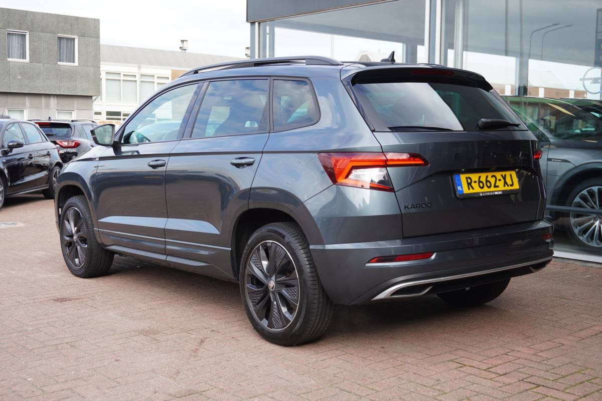 Škoda Karoq Skoda Karoq 1.5 TSI ACT Sportline Business Automaat | Carplay | Elek. pakket | Vol opties | 2022 | Facelift | Inruil mogelijk