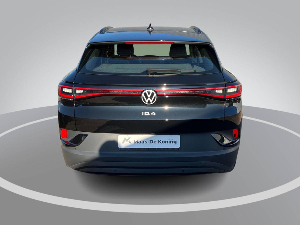 Volkswagen ID.4 Volkswagen ID.4 Pro 77 kWh 204PK · SOH 94,2% · Warmtepomp · Navigatie · Camera + parkeersensoren · Stoelverwarming · Keyless ·