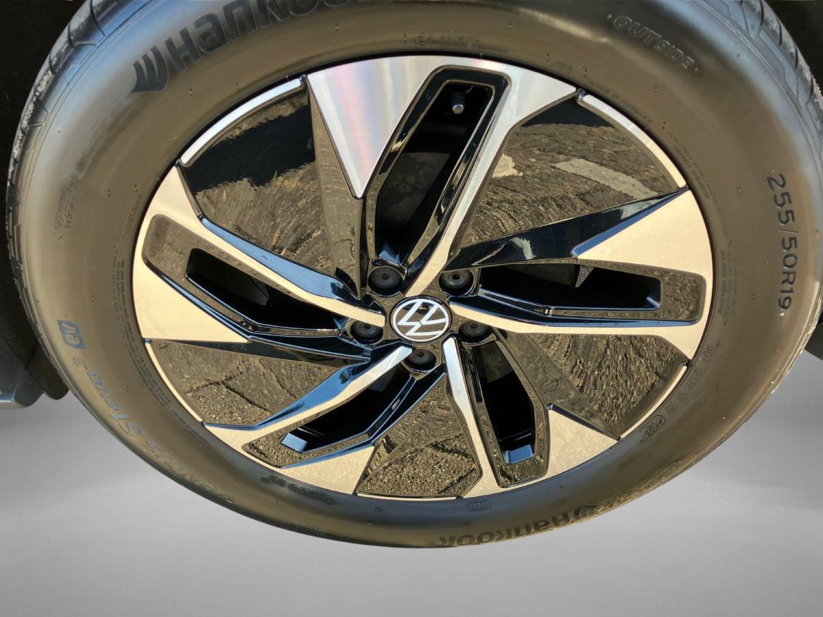 Volkswagen ID.4 Volkswagen ID.4 Pro 77 kWh 204PK · SOH 94,2% · Warmtepomp · Navigatie · Camera + parkeersensoren · Stoelverwarming · Keyless ·