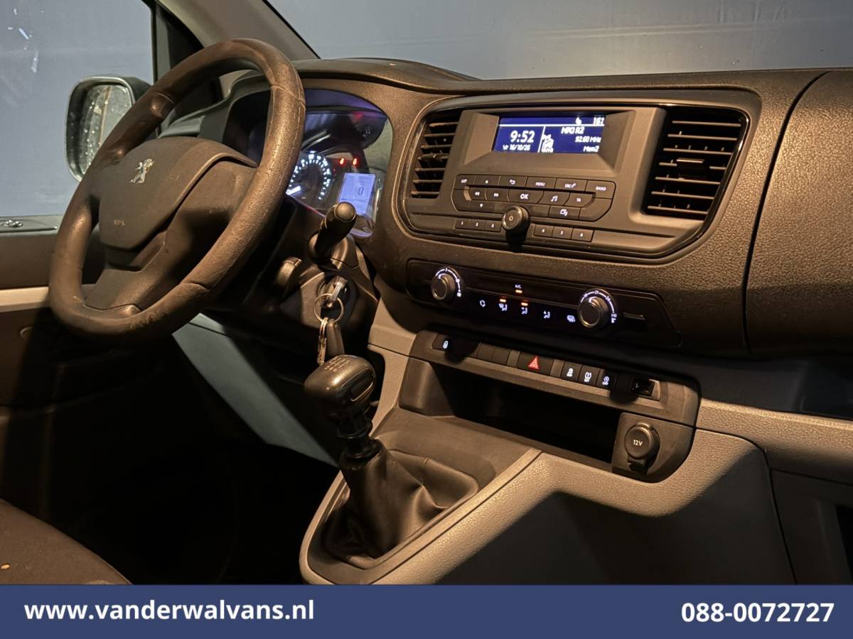 Peugeot Expert Peugeot Expert 2.0 BlueHDI 123pk L3H1 Dubbele Cabine Euro6 Airco | 5-Zits | 2500kg Trekhaak Cruisecontrol, Parkeersensoren