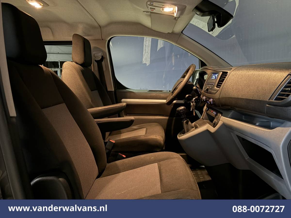 Peugeot Expert Peugeot Expert 2.0 BlueHDI 123pk L3H1 Dubbele Cabine Euro6 Airco | 5-Zits | 2500kg Trekhaak Cruisecontrol, Parkeersensoren